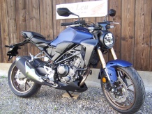 CB300 blau 7
