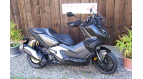 ADV350 schwarzmatt 2